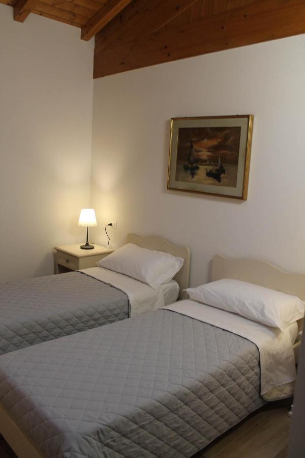 Bagnolo San Vito Corte Nuova B&B מראה חיצוני תמונה